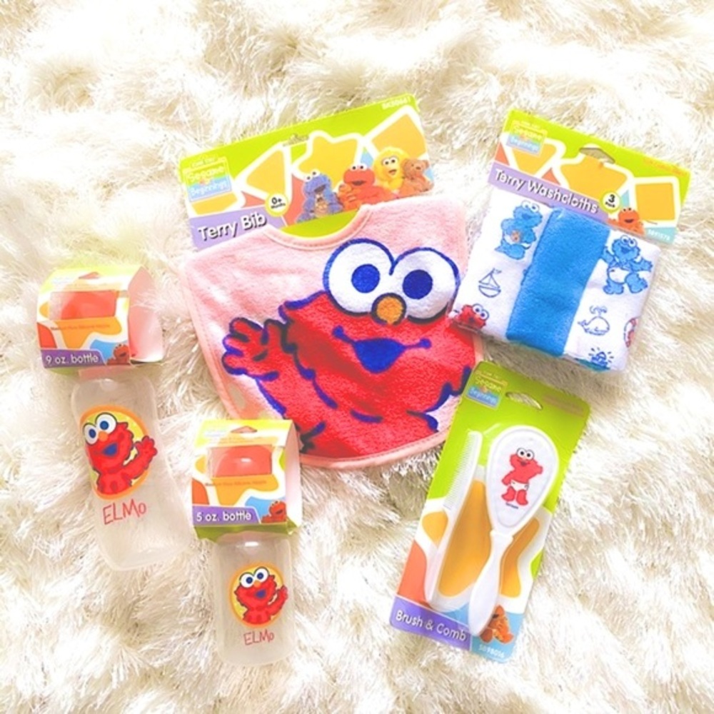 SESAME STREET BABY BUNDLE